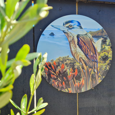 Kōtare (kingfisher) lookout outdoor art
